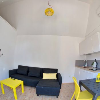 DOMKI POD SOSNAMI SŁAWA